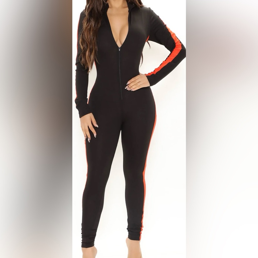 Fashion Nova Speed Racer Jumpsuit Brand New Size M. Very Sexy and Stylish.
